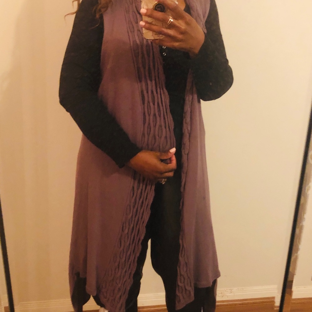 Pina Rossi sleeveless kimono shrug